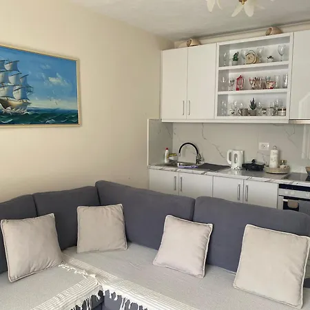 Seaside Next To Ferry Terminal Apartment Sarande